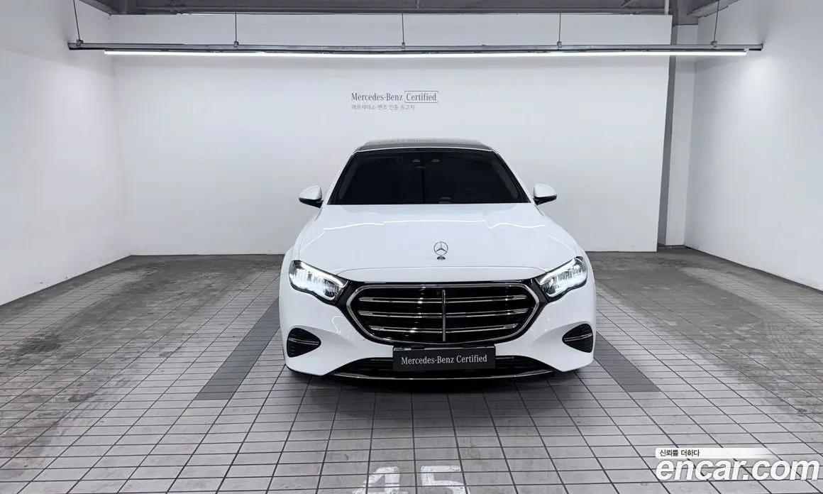 Mercedes-Benz E-Class 2024 2.0 автомат (гидро), фото 3 Mercedes-Benz E-Class 2024 2.0 автомат (гидро), фото 3
