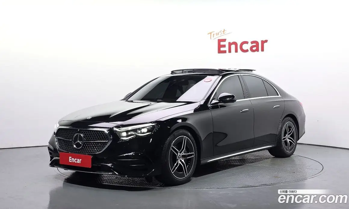 Mercedes-Benz E-Class 2025 2.0 автомат (гидро), фото 1