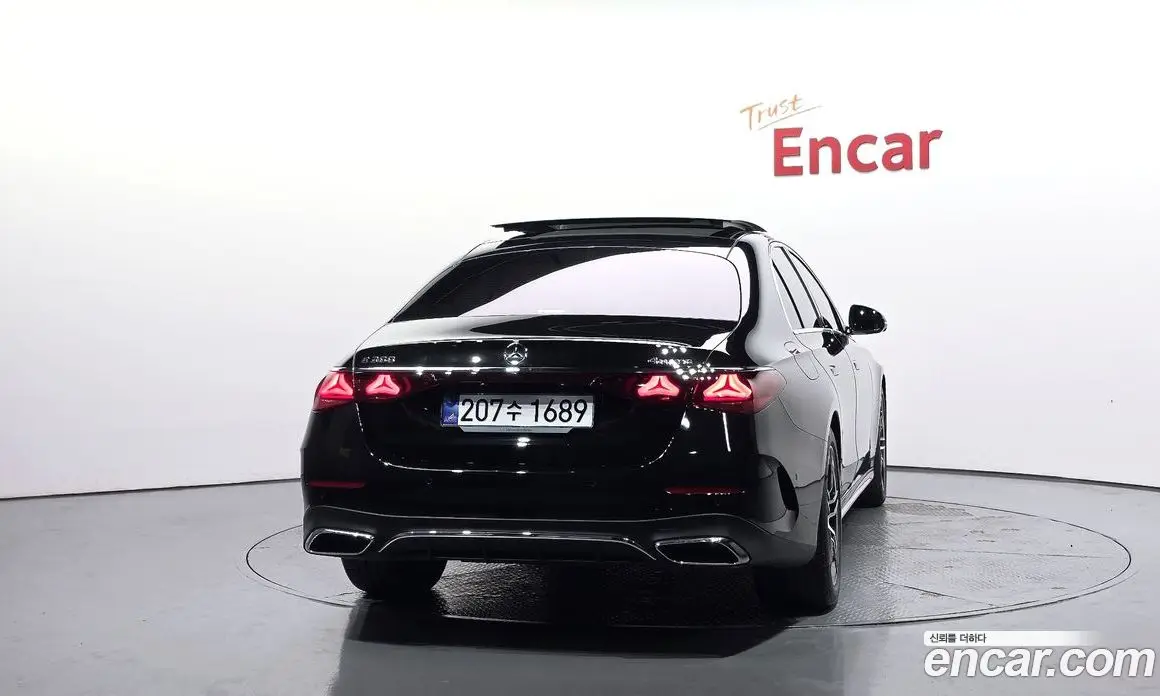 Mercedes-Benz E-Class 2025 2.0 автомат (гидро), фото 4