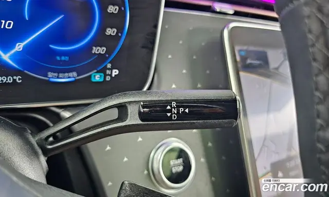 Mercedes-Benz EQE 2023 0.3 автомат (гидро), миниатюра 12