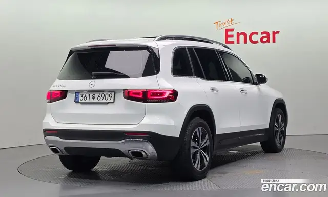 Mercedes-Benz GLB-Class 2022 1.9 автомат (гидро), миниатюра 2