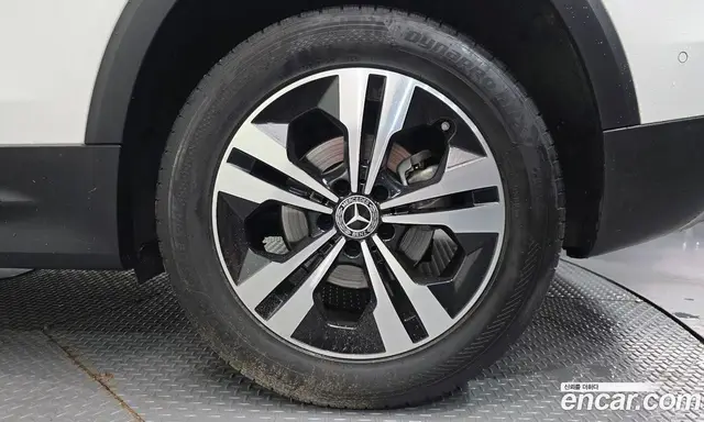 Mercedes-Benz GLB-Class 2022 1.9 автомат (гидро), миниатюра 5
