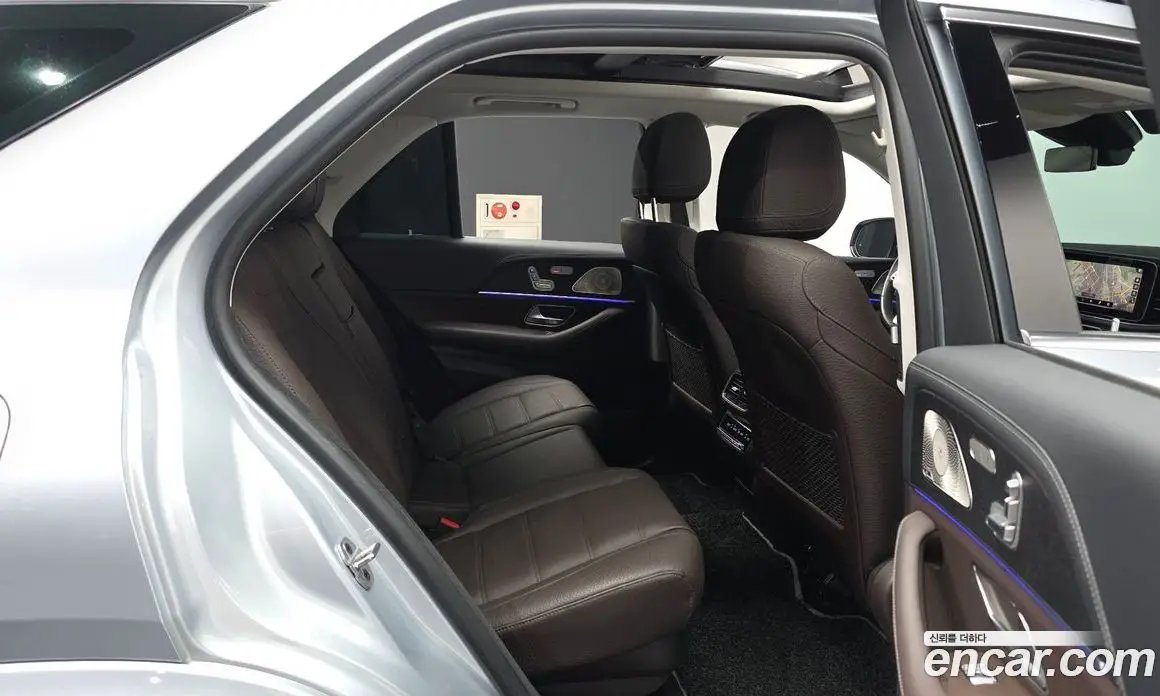 Mercedes-Benz GLE-Class 2023 3.0 автомат (гидро), фото 12