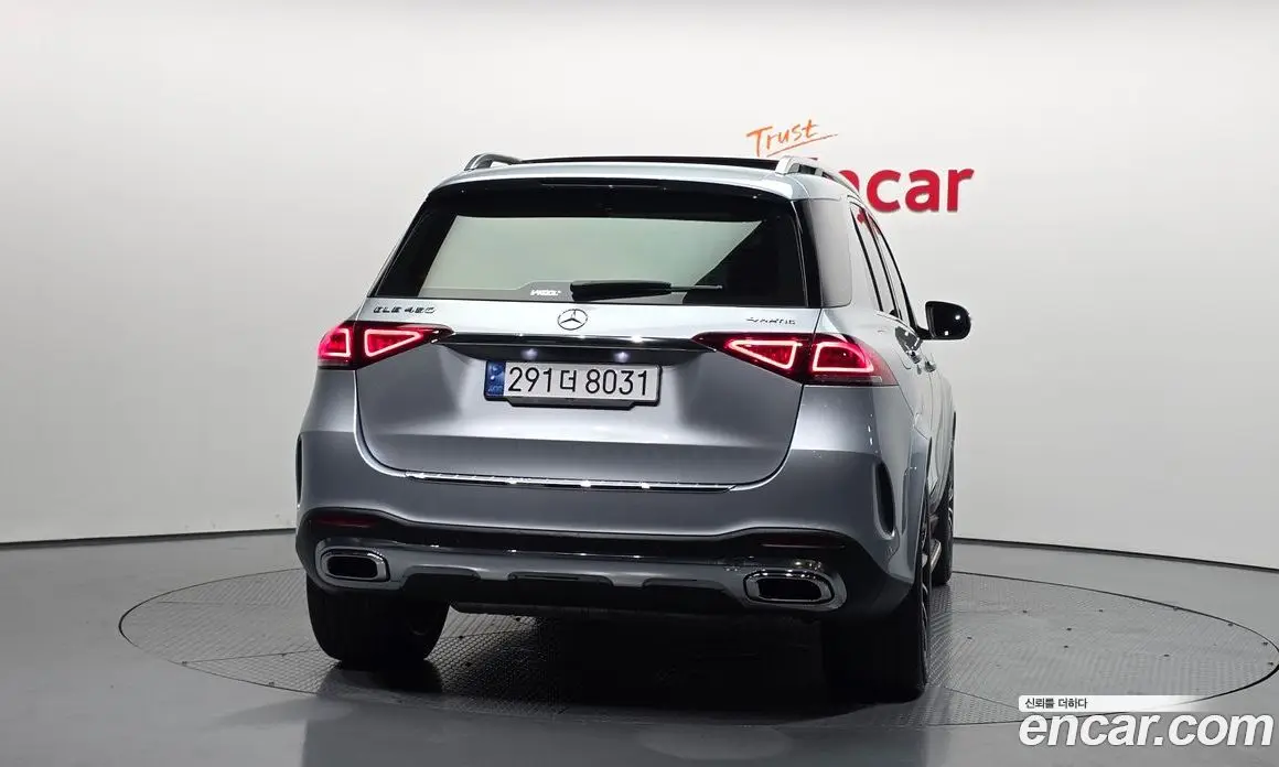 Mercedes-Benz GLE-Class 2023 3.0 автомат (гидро), фото 4