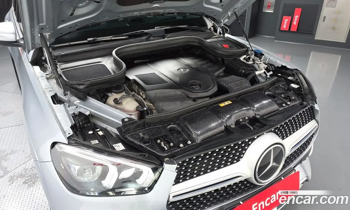 Mercedes-Benz GLE-Class 2023 3.0 автомат (гидро), фото 6