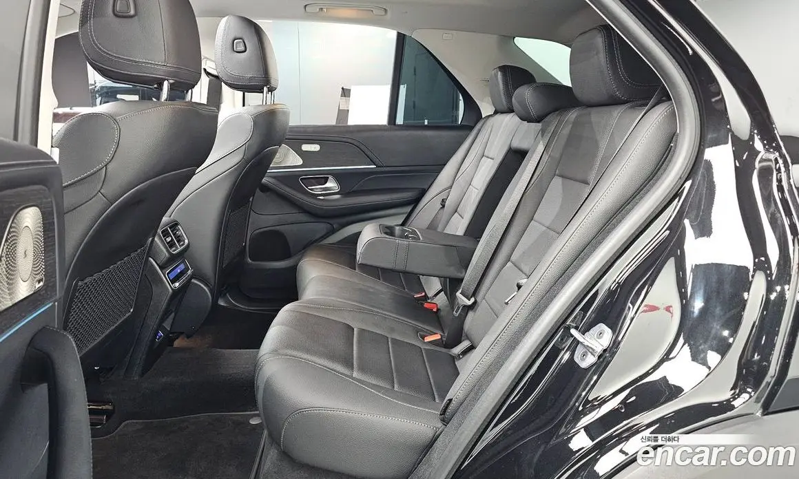 Mercedes-Benz GLE-Class 2025 2.0 автомат (гидро), фото 18 Mercedes-Benz GLE-Class 2025 2.0 автомат (гидро), фото 18