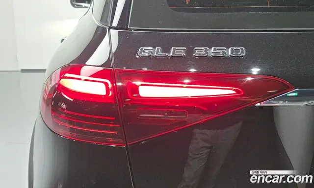 Mercedes-Benz GLE-Class 2025 2.0 автомат (гидро), миниатюра 9 Mercedes-Benz GLE-Class 2025 2.0 автомат (гидро), миниатюра 9