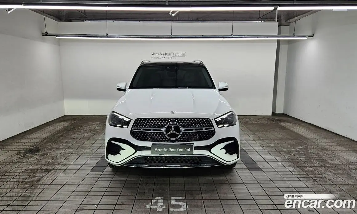Mercedes-Benz GLE-Class 2025 3.0 автомат (гидро), фото 3 Mercedes-Benz GLE-Class 2025 3.0 автомат (гидро), фото 3