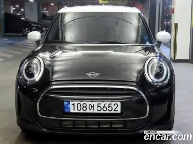 Mini Cooper 2023 1.5 автомат (гидро), миниатюра 2