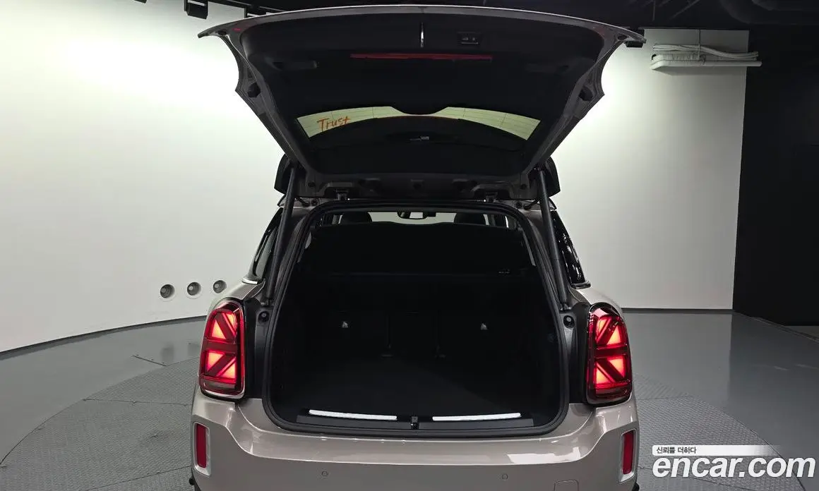Mini Countryman 2024 1.5 автомат (гидро), фото 26 Mini Countryman 2024 1.5 автомат (гидро), фото 26