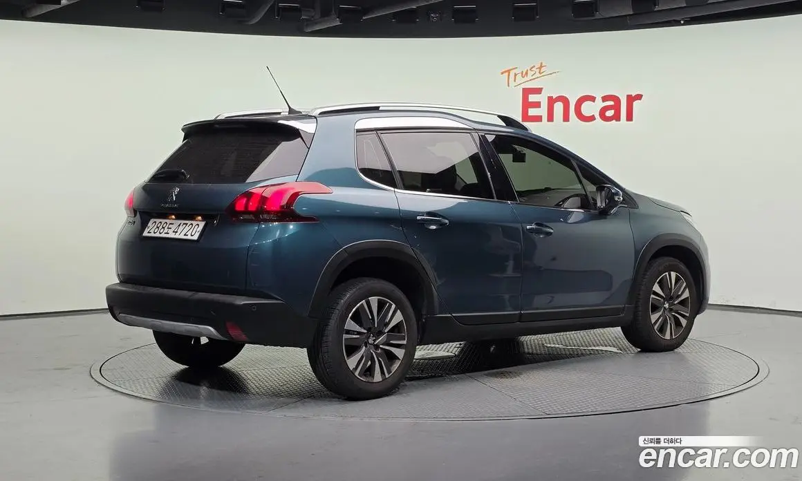 Peugeot 2008 2019 1.5 автомат (гидро), фото 2 Peugeot 2008 2019 1.5 автомат (гидро), фото 2