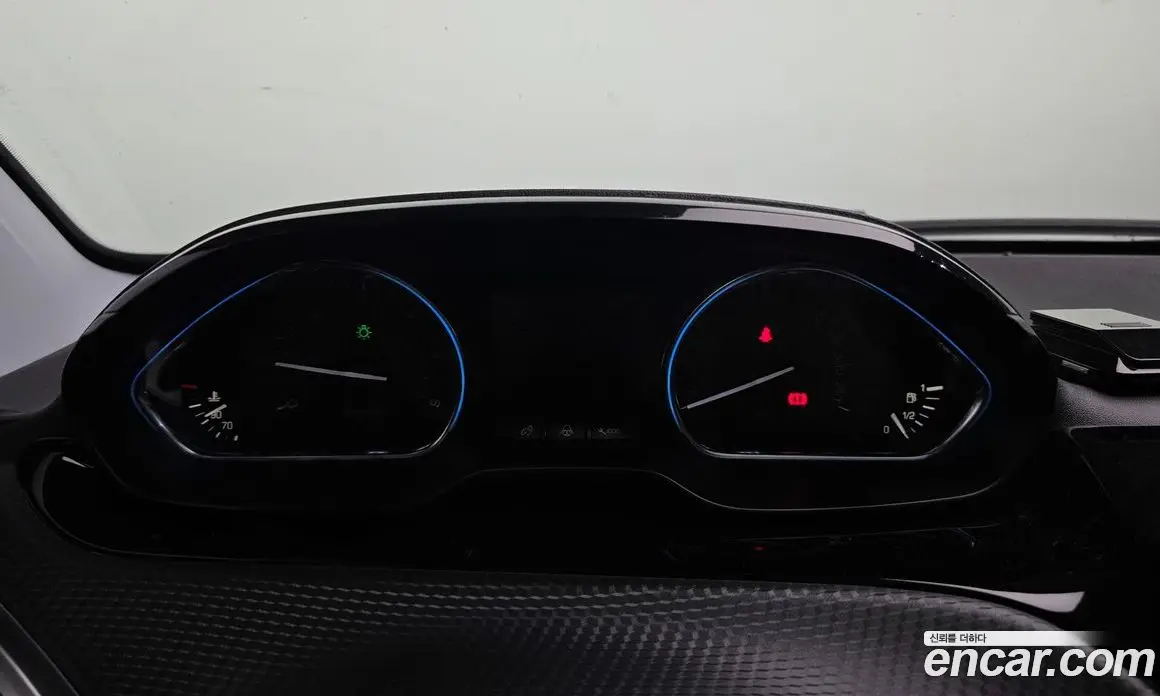 Peugeot 2008 2019 1.5 автомат (гидро), фото 11 Peugeot 2008 2019 1.5 автомат (гидро), фото 11