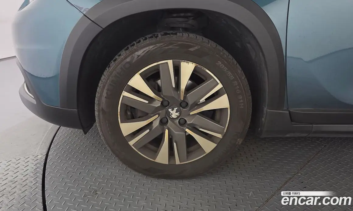Peugeot 2008 2019 1.5 автомат (гидро), фото 5 Peugeot 2008 2019 1.5 автомат (гидро), фото 5