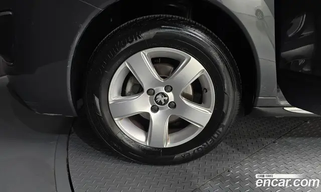 Peugeot 3008 2015 1.6 автомат (гидро), миниатюра 5 Peugeot 3008 2015 1.6 автомат (гидро), миниатюра 5