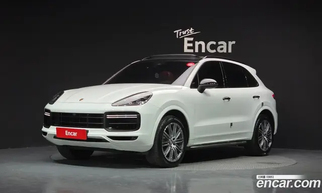 Porsche Cayenne 2019 3.0 автомат (гидро), миниатюра 1