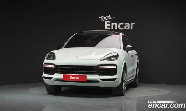 Porsche Cayenne 2019 3.0 автомат (гидро), миниатюра 3