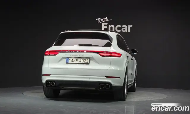Porsche Cayenne 2019 3.0 автомат (гидро), миниатюра 4