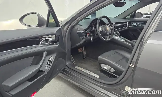 Porsche Panamera 2014 3.6 автомат (гидро), миниатюра 10 Porsche Panamera 2014 3.6 автомат (гидро), миниатюра 10