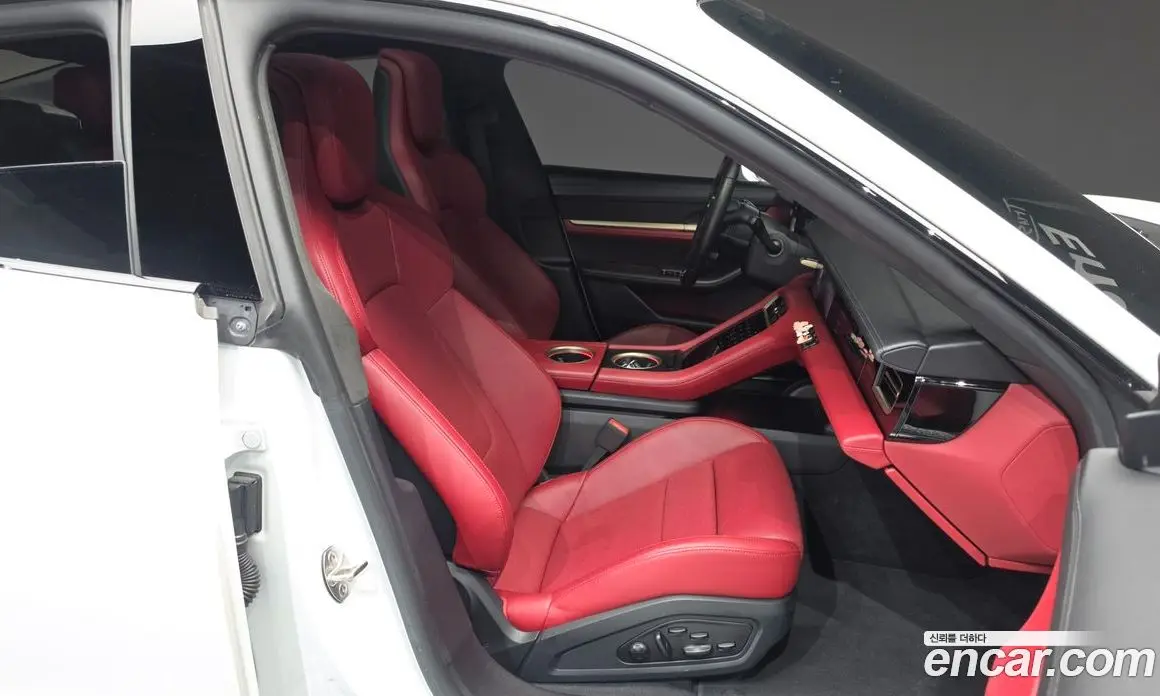 Porsche Taycan 2021 0.1 автомат (гидро), фото 16 Porsche Taycan 2021 0.1 автомат (гидро), фото 16