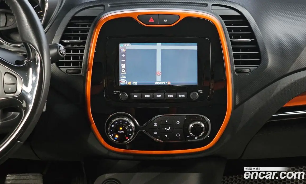 Renault (Samsung) QM3 2015 1.5 автомат (гидро), фото 19 Renault (Samsung) QM3 2015 1.5 автомат (гидро), фото 19