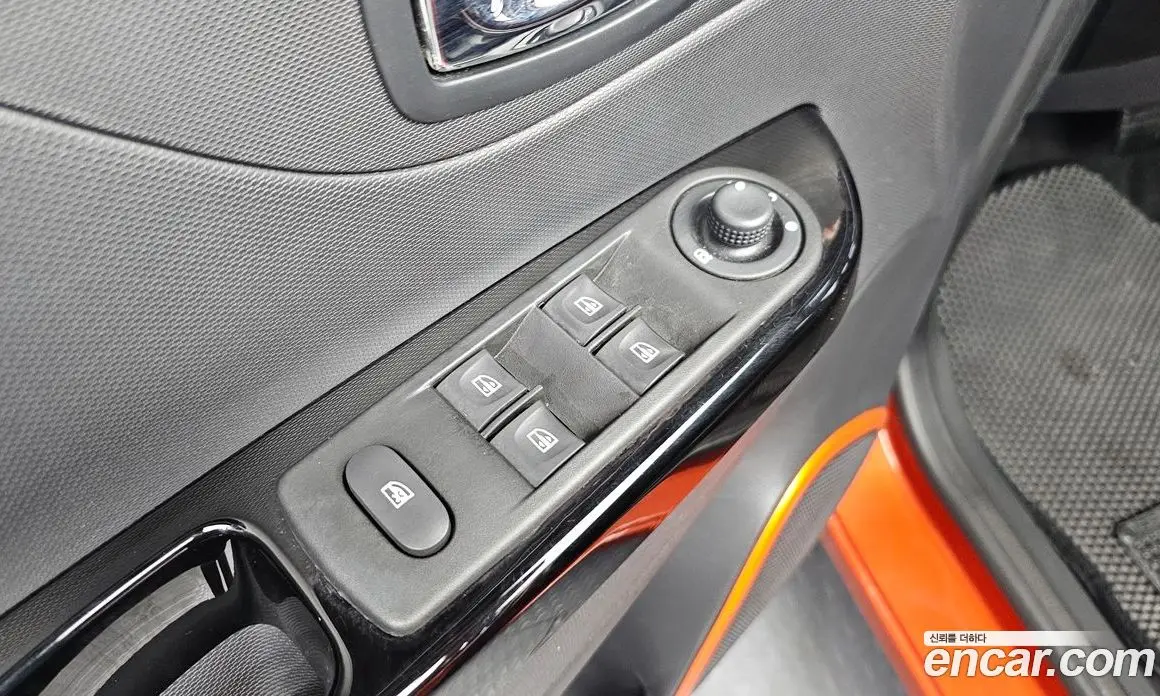 Renault (Samsung) QM3 2015 1.5 автомат (гидро), фото 24 Renault (Samsung) QM3 2015 1.5 автомат (гидро), фото 24