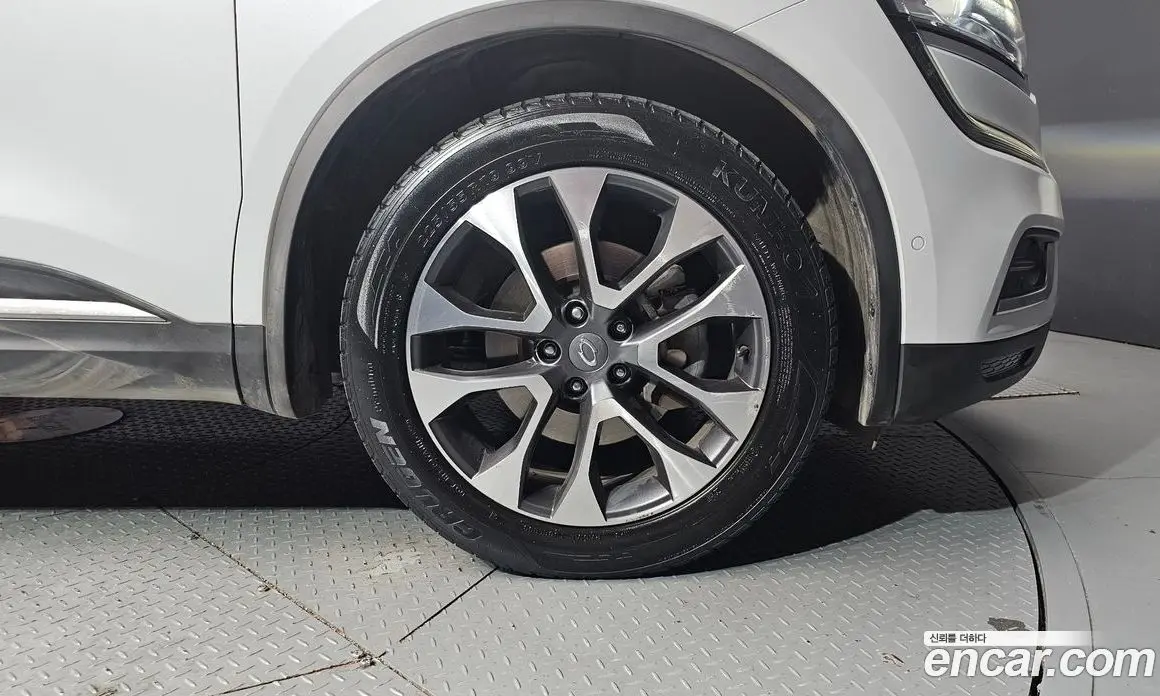 Renault (Samsung) QM6 2016 2.0 автомат (гидро), фото 7 Renault (Samsung) QM6 2016 2.0 автомат (гидро), фото 7