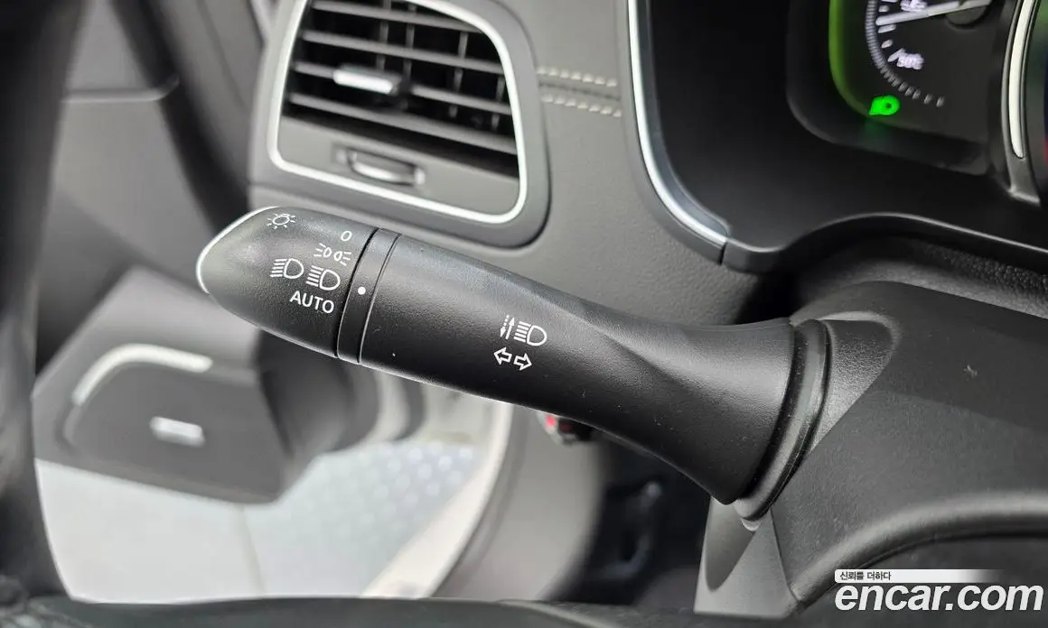 Renault (Samsung) SM6 2016 2.0 автомат (гидро), фото 16 Renault (Samsung) SM6 2016 2.0 автомат (гидро), фото 16