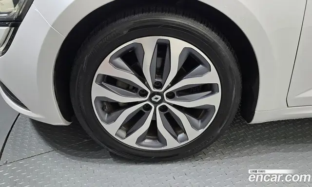 Renault (Samsung) SM6 2016 2.0 автомат (гидро), миниатюра 5 Renault (Samsung) SM6 2016 2.0 автомат (гидро), миниатюра 5