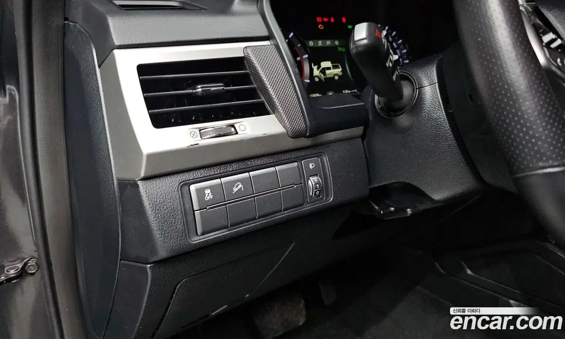 SsangYong Rexton 2019 2.2 автомат (гидро), фото 27