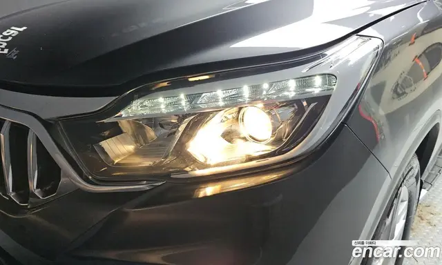 SsangYong Rexton 2019 2.2 автомат (гидро), миниатюра 8