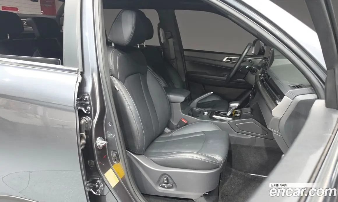 SsangYong Rexton 2024 2.2 автомат (гидро), фото 16