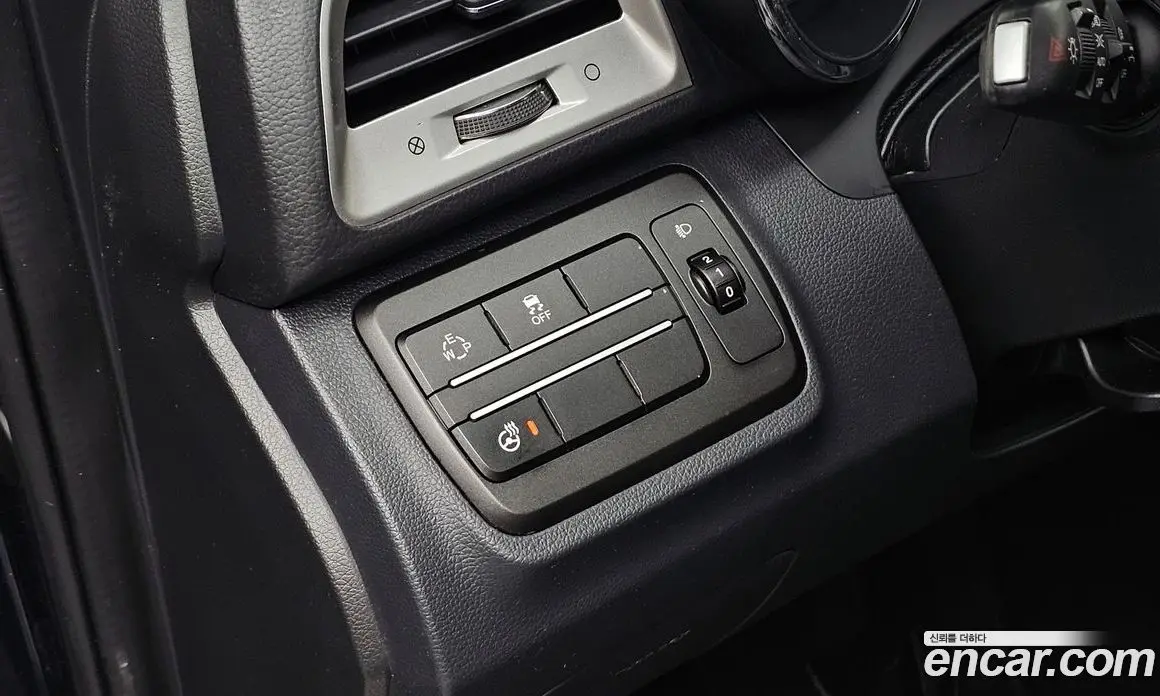 SsangYong TIBOLI 2015 1.6 автомат (гидро), фото 14 SsangYong TIBOLI 2015 1.6 автомат (гидро), фото 14