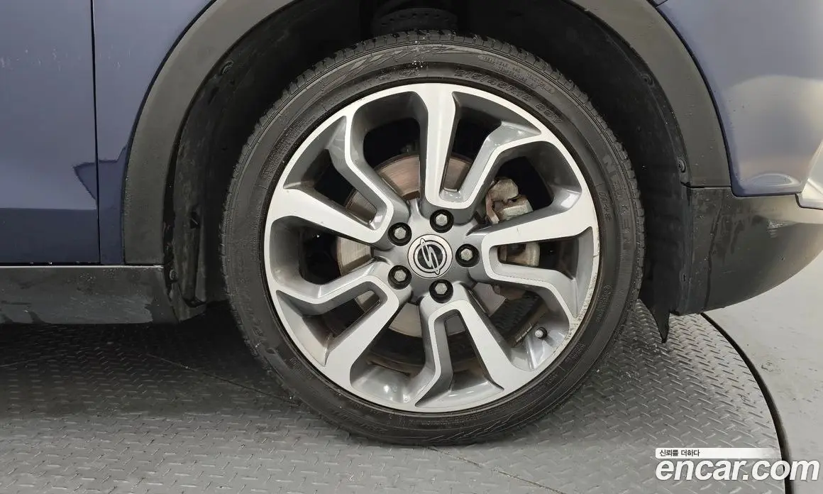 SsangYong TIBOLI 2015 1.6 автомат (гидро), фото 5 SsangYong TIBOLI 2015 1.6 автомат (гидро), фото 5