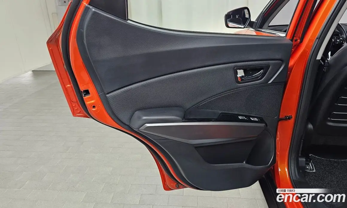 SsangYong TIBOLI 2019 1.6 автомат (гидро), фото 14 SsangYong TIBOLI 2019 1.6 автомат (гидро), фото 14