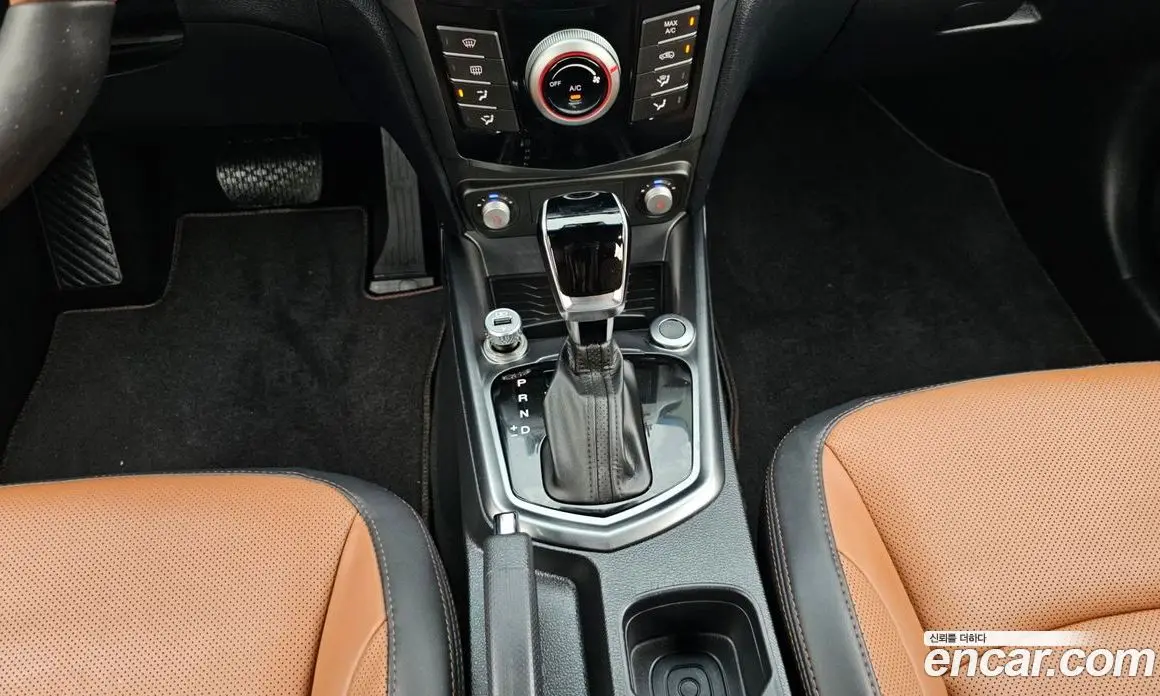 SsangYong TIBOLI 2019 1.6 автомат (гидро), фото 12 SsangYong TIBOLI 2019 1.6 автомат (гидро), фото 12