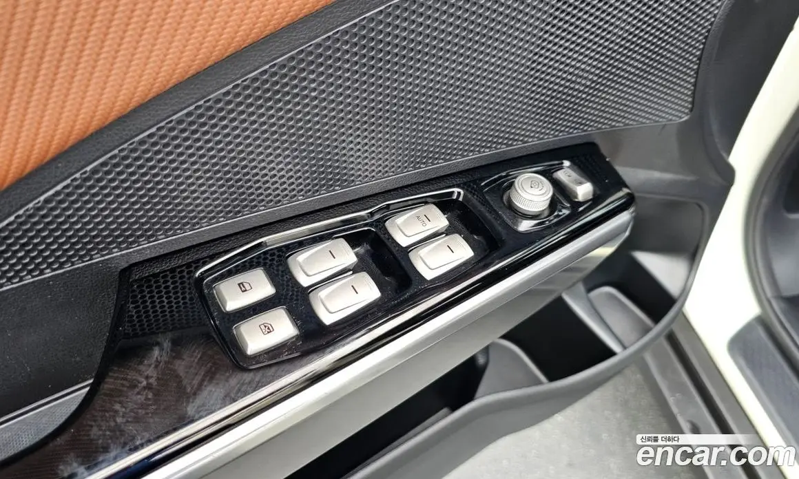SsangYong TIBOLI 2019 1.6 автомат (гидро), фото 28 SsangYong TIBOLI 2019 1.6 автомат (гидро), фото 28