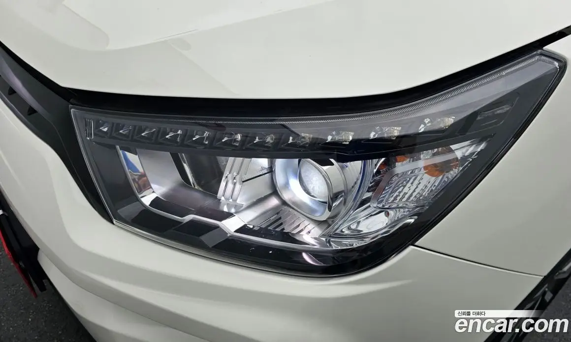 SsangYong TIBOLI 2019 1.6 автомат (гидро), фото 8 SsangYong TIBOLI 2019 1.6 автомат (гидро), фото 8
