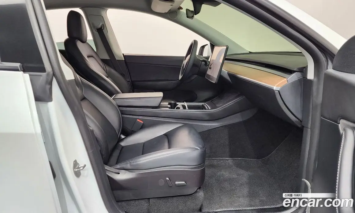 Tesla Model Y 2021 0.2 автомат (гидро), фото 16 Tesla Model Y 2021 0.2 автомат (гидро), фото 16