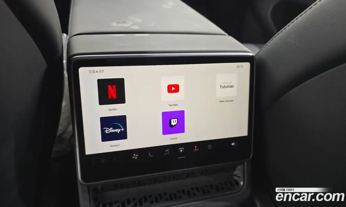 Tesla Model Y 2025 0.2 автомат (гидро), фото 20 Tesla Model Y 2025 0.2 автомат (гидро), фото 20