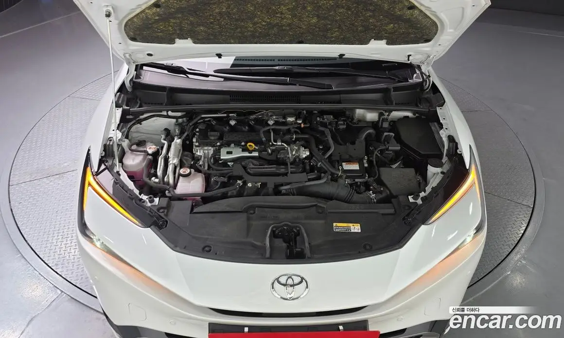 Toyota Prius 2024 2.0 автомат (гидро), фото 6 Toyota Prius 2024 2.0 автомат (гидро), фото 6