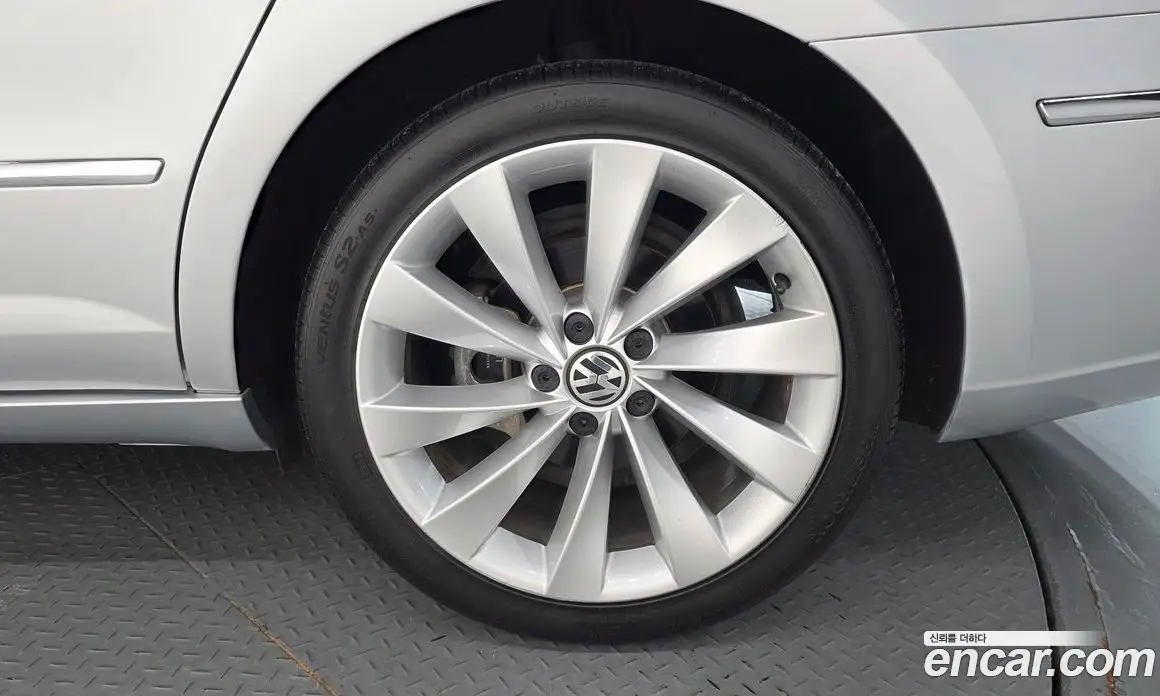 Volkswagen CC 2013 2.0 автомат (гидро), фото 5 Volkswagen CC 2013 2.0 автомат (гидро), фото 5