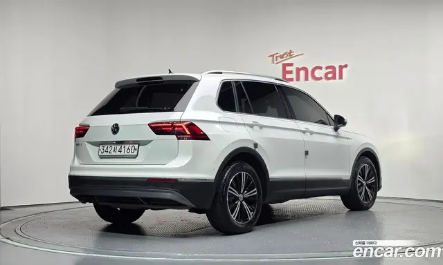 Volkswagen Tiguan 2019 2.0 автомат (гидро), миниатюра 2 Volkswagen Tiguan 2019 2.0 автомат (гидро), миниатюра 2