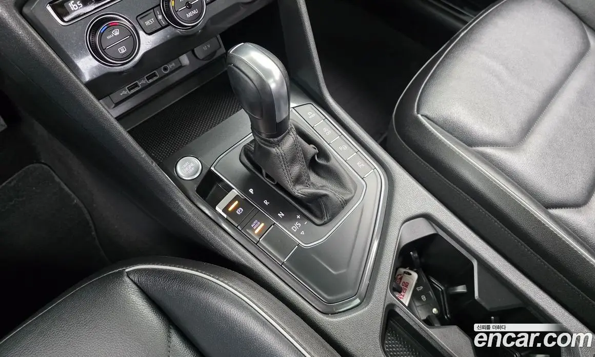 Volkswagen Tiguan 2019 2.0 автомат (гидро), фото 12 Volkswagen Tiguan 2019 2.0 автомат (гидро), фото 12