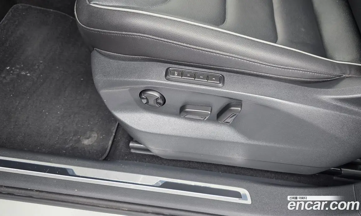 Volkswagen Tiguan 2019 2.0 автомат (гидро), фото 32 Volkswagen Tiguan 2019 2.0 автомат (гидро), фото 32