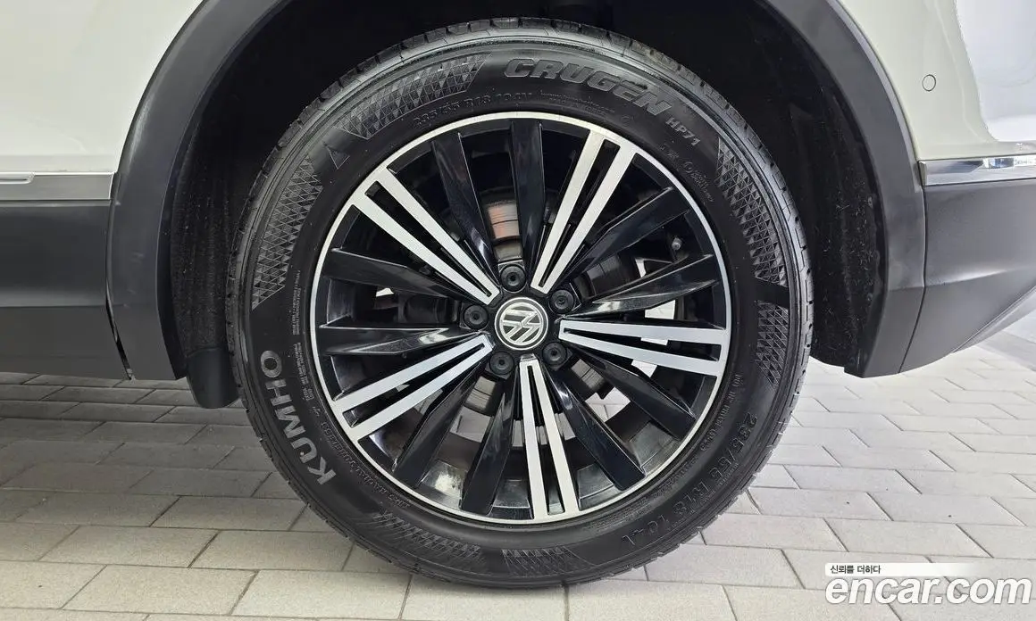 Volkswagen Tiguan 2019 2.0 автомат (гидро), фото 7 Volkswagen Tiguan 2019 2.0 автомат (гидро), фото 7
