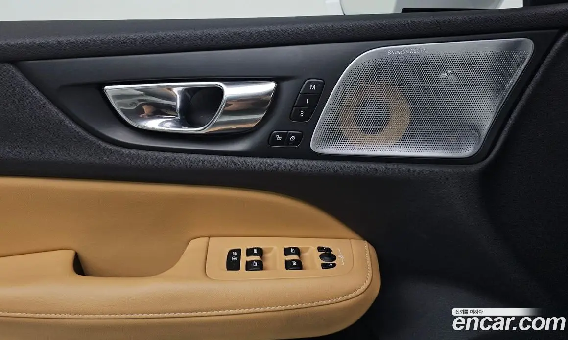Volvo V60 2019 2.0 автомат (гидро), фото 26 Volvo V60 2019 2.0 автомат (гидро), фото 26