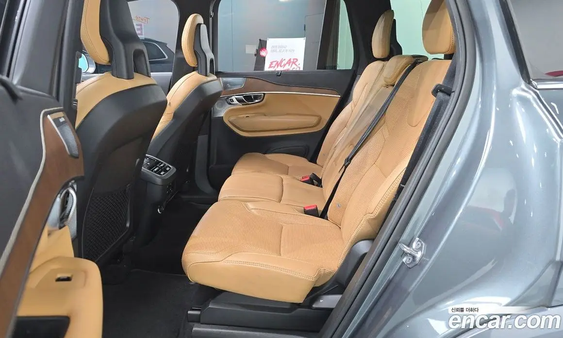 Volvo XC90 2018 2.0 автомат (гидро), фото 12 Volvo XC90 2018 2.0 автомат (гидро), фото 12