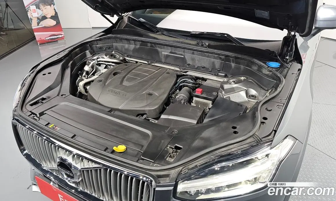 Volvo XC90 2018 2.0 автомат (гидро), фото 6 Volvo XC90 2018 2.0 автомат (гидро), фото 6