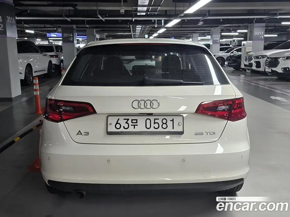 Audi A3 2015 1.6 автомат (гидро), фото 3 Audi A3 2015 1.6 автомат (гидро), фото 3