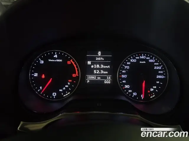 Audi A3 2015 1.6 автомат (гидро), миниатюра 4 Audi A3 2015 1.6 автомат (гидро), миниатюра 4